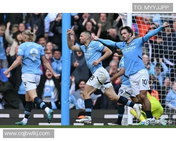 足球明星与各界互动视频展现激情与梦想的完美结合 足球明星与各界互动视频展现激情与梦想的完美结合