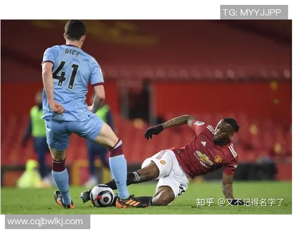 曼联与曼城对决预测视频分析揭示比赛关键因素与胜负走势 曼联与曼城对决预测视频分析揭示比赛关键因素与胜负走势